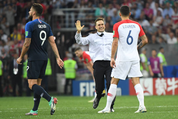 顺利杀入前 顺利杀入前